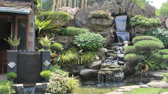 Respon Cepat : 0822-6999-0921 – Jasa Pembuatan Taman Vertikal